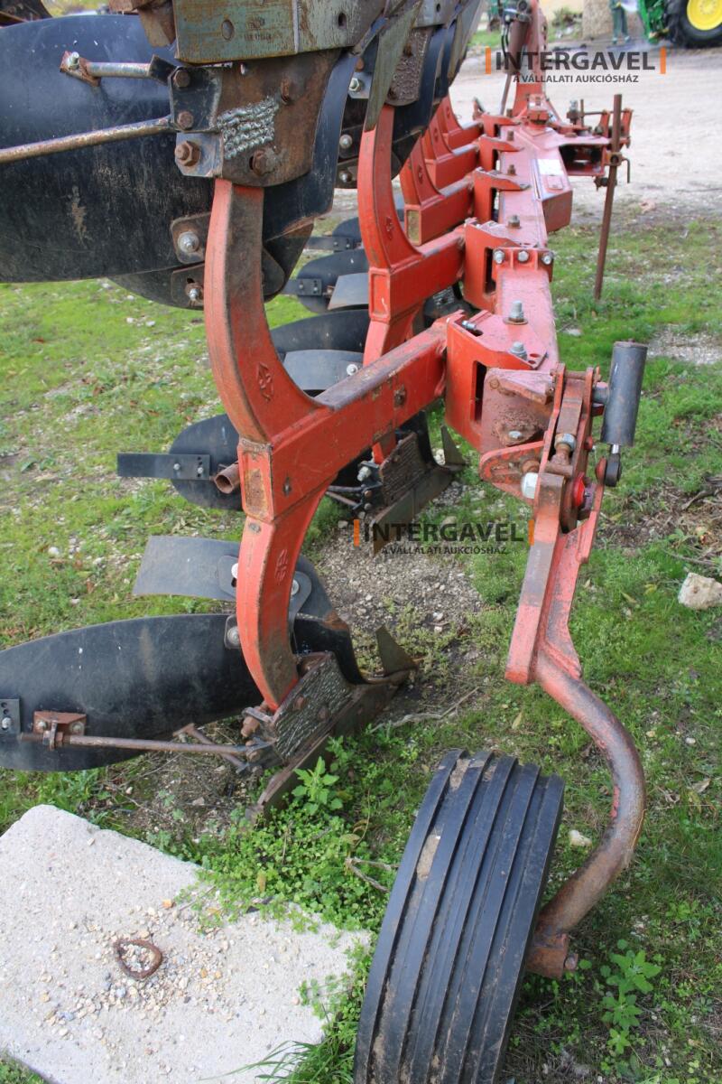 Eke - Gregoire Besson 13