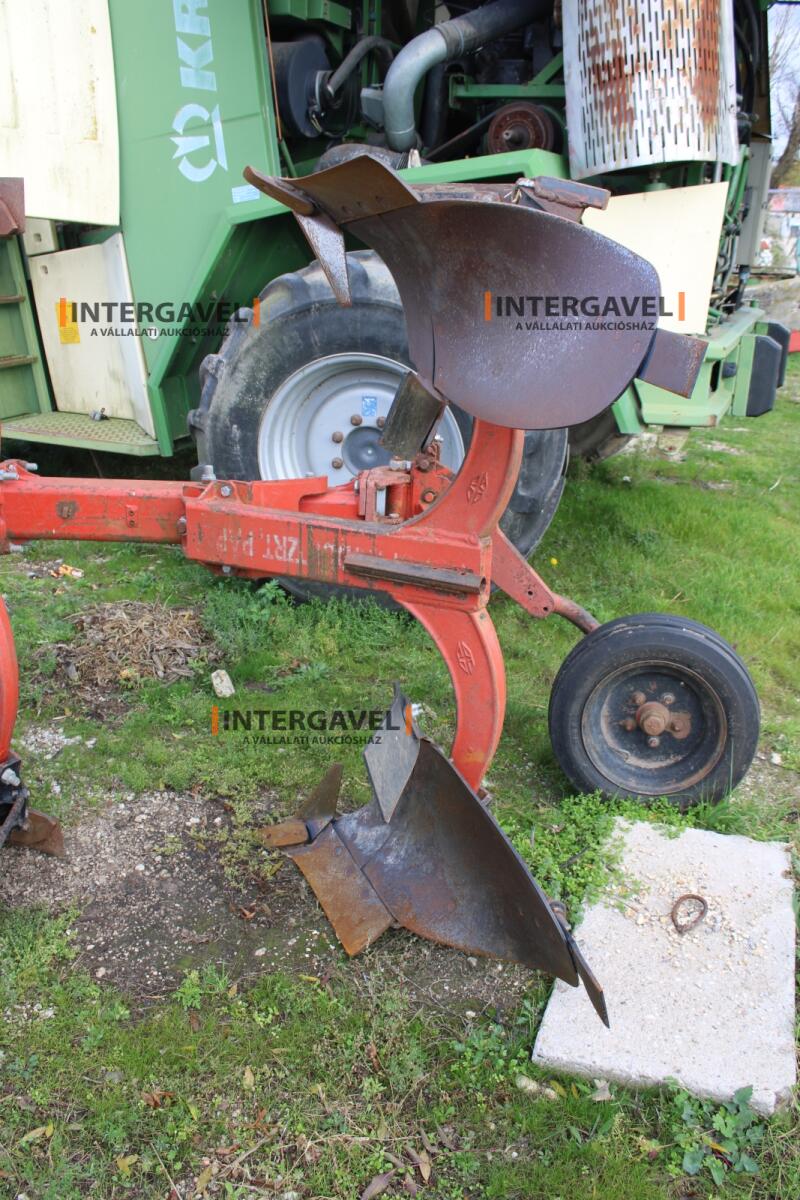 Eke - Gregoire Besson 15