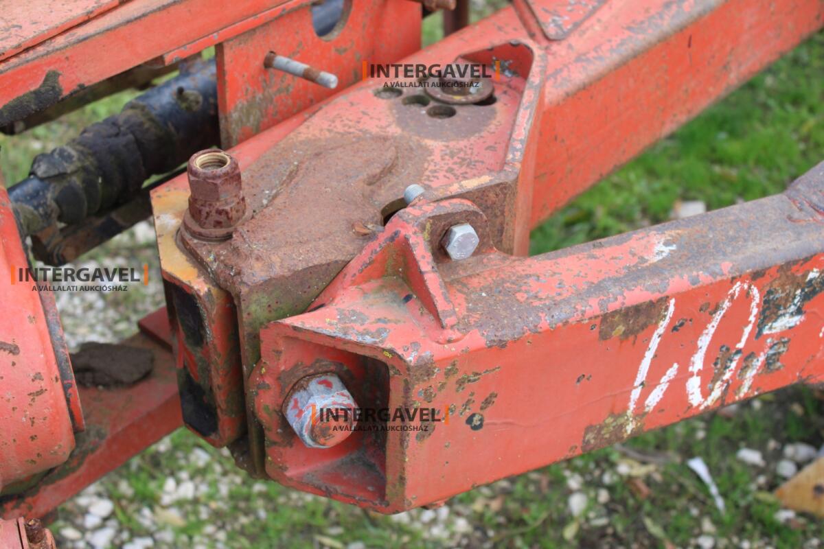 Eke - Gregoire Besson 20