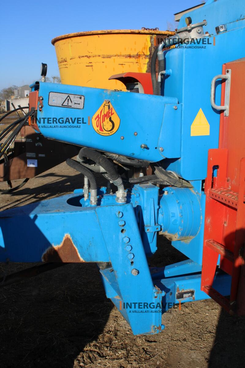 Etető kiosztó kocsi 7