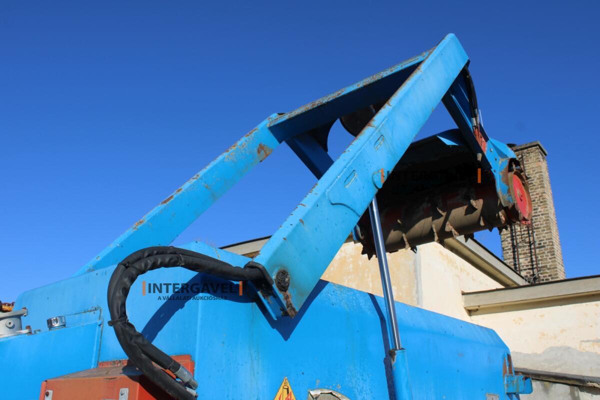 Etető kiosztó kocsi 8