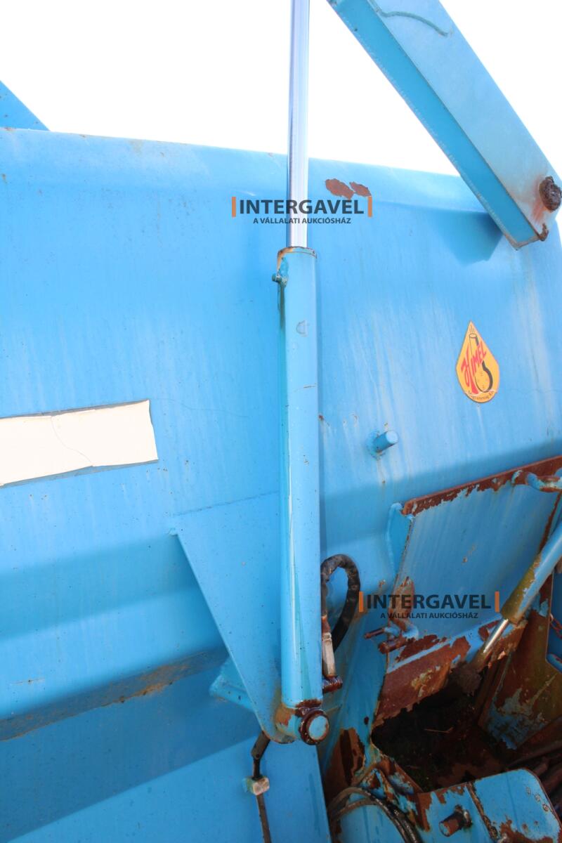 Etető kiosztó kocsi 19