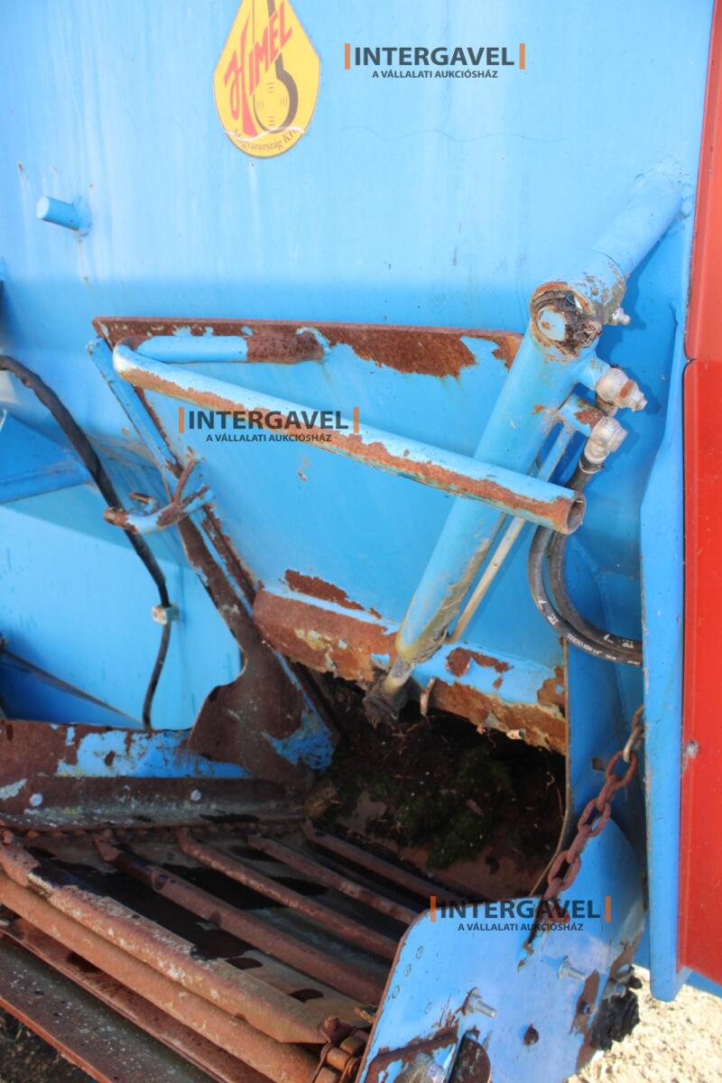 Etető kiosztó kocsi 22