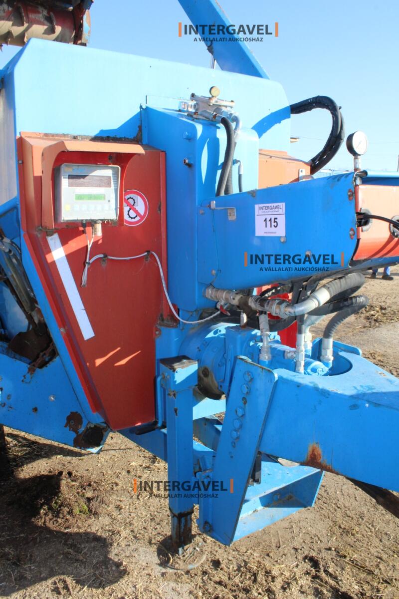 Etető kiosztó kocsi 23