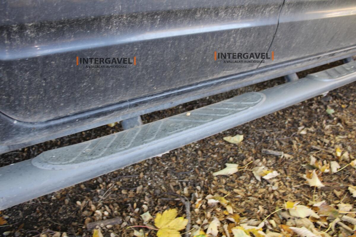 Terepjáró - Nissan 20