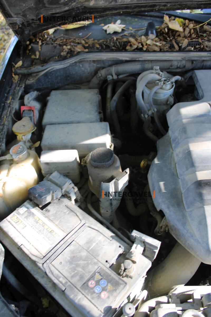 Terepjáró - Nissan 43