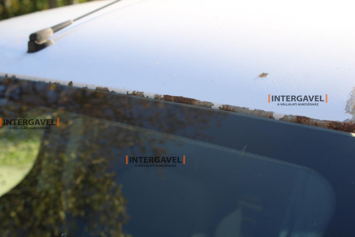 Kisteherautó - Citroen 9