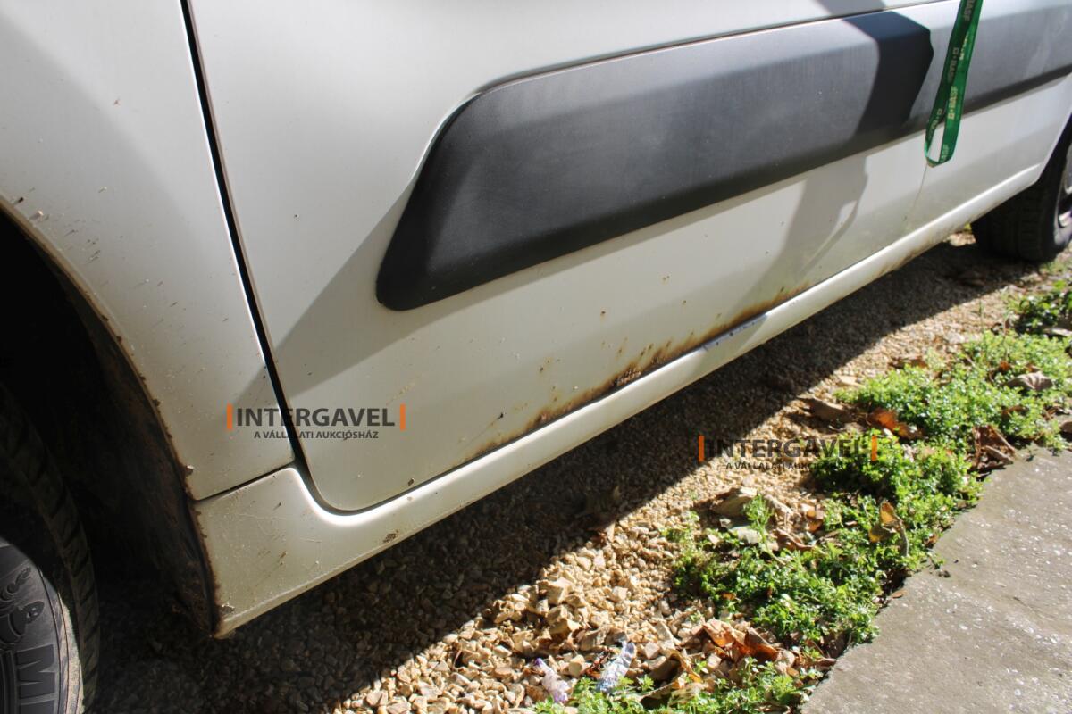 Kisteherautó - Citroen 12