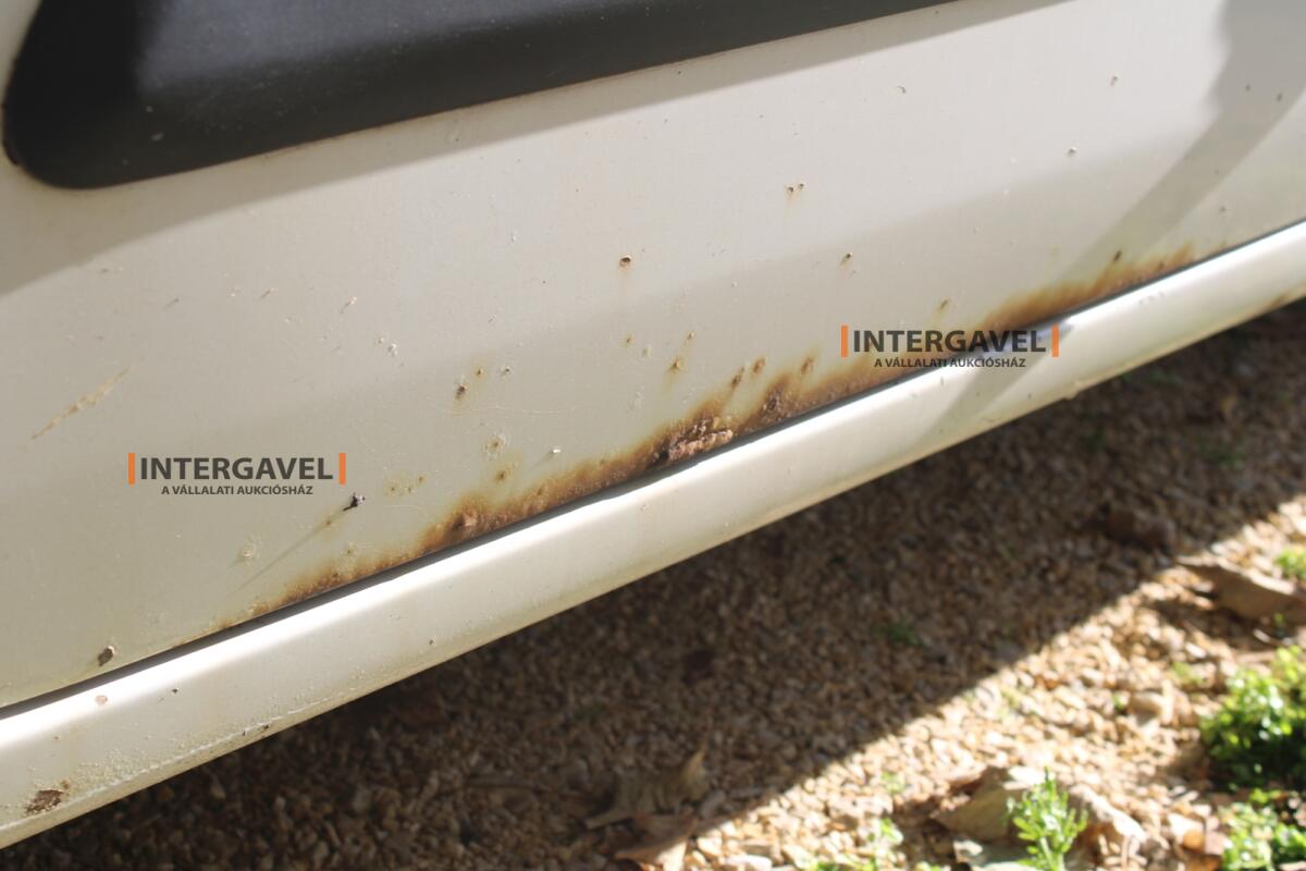 Kisteherautó - Citroen 13