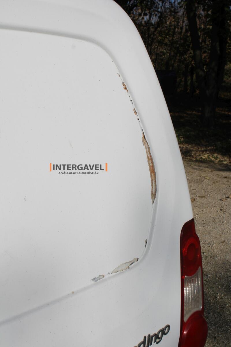 Kisteherautó - Citroen 22