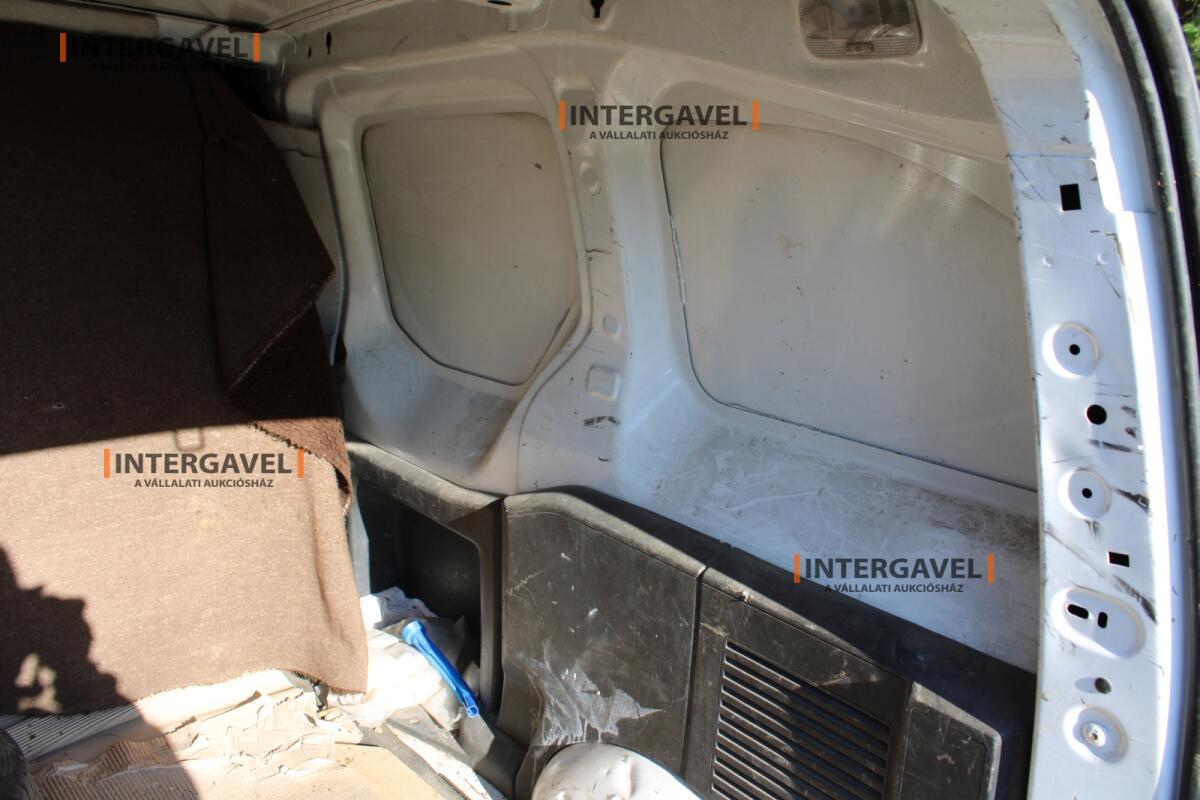 Kisteherautó - Citroen 24