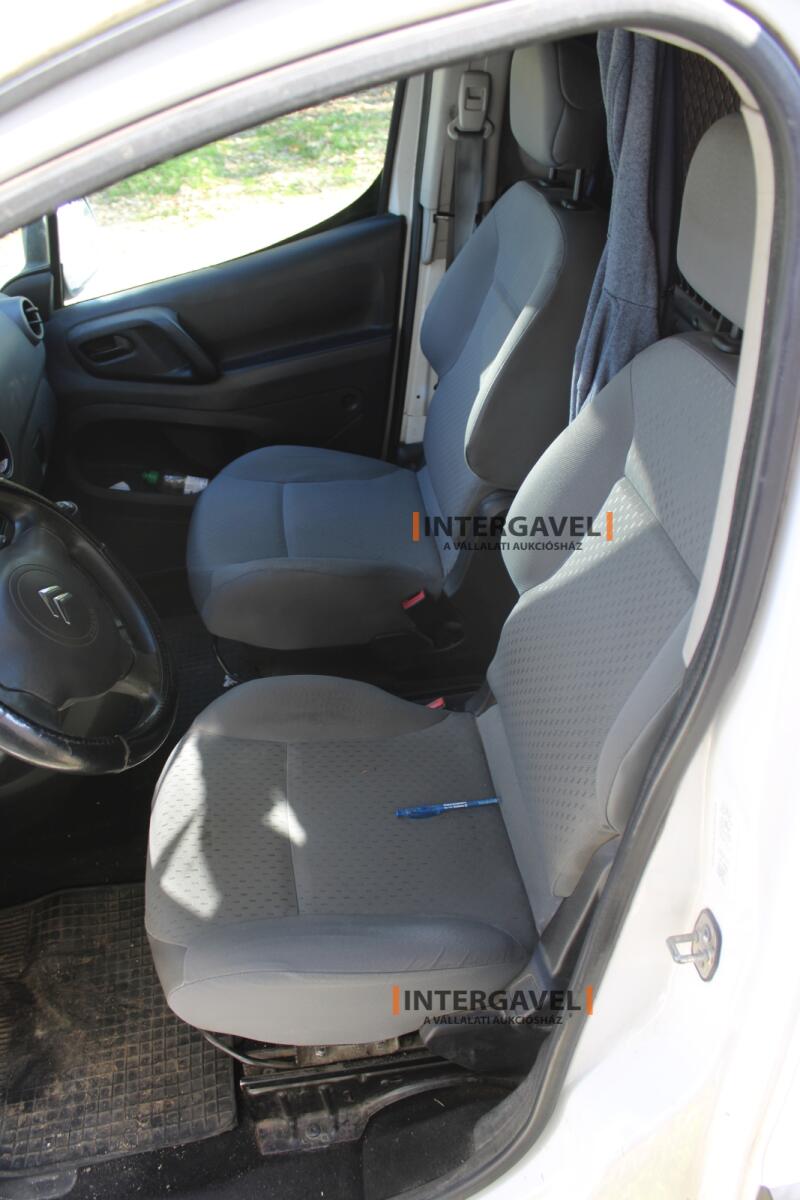 Kisteherautó - Citroen 33