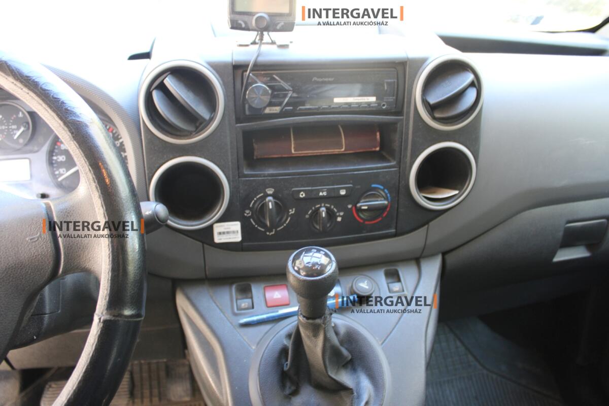 Kisteherautó - Citroen 36