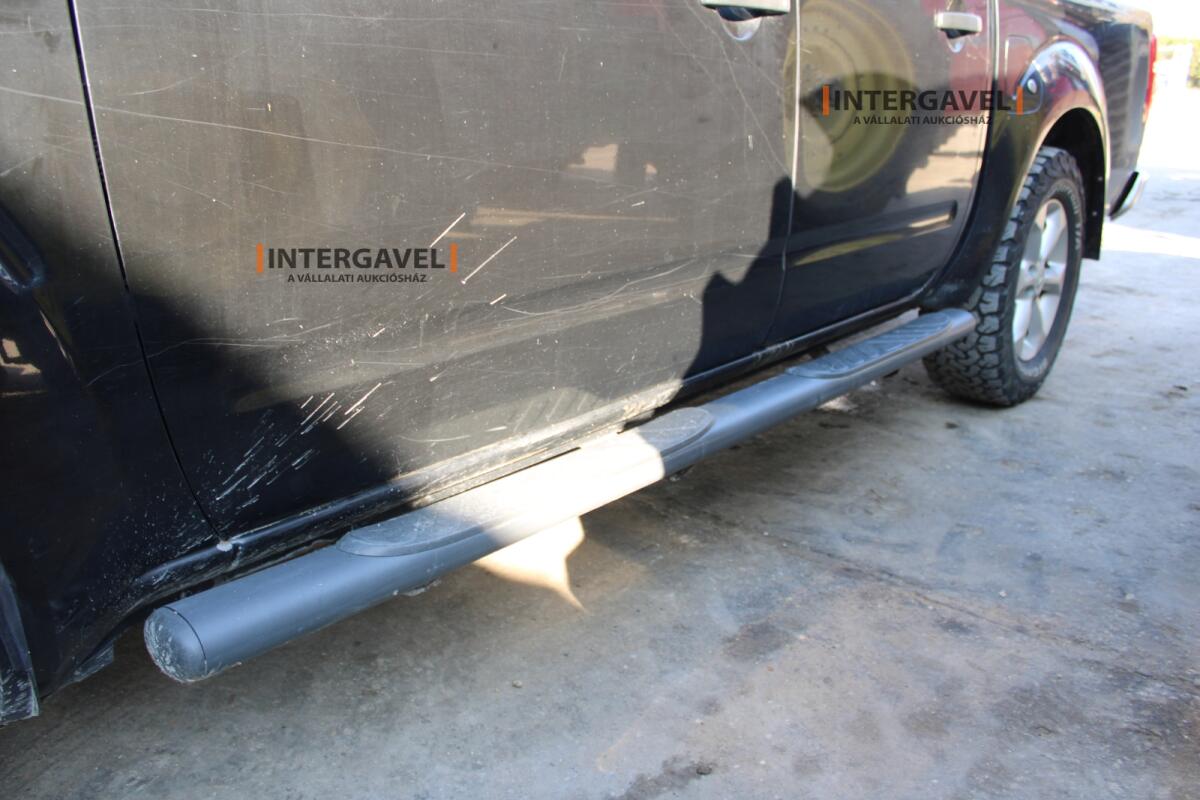 Terepjáró - Nissan 9