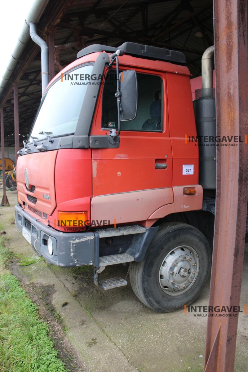 Truck - Tatra 8
