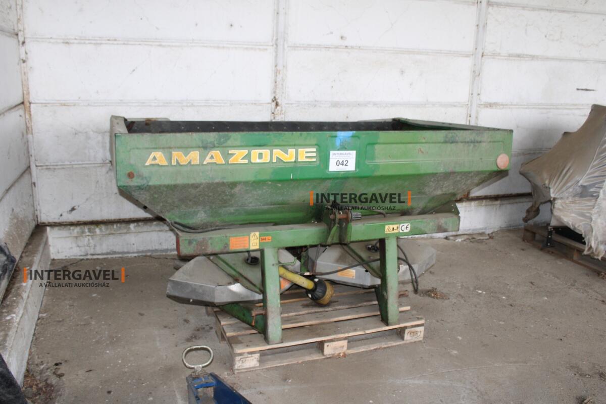 Fertilizer Spreader - Amazone 2