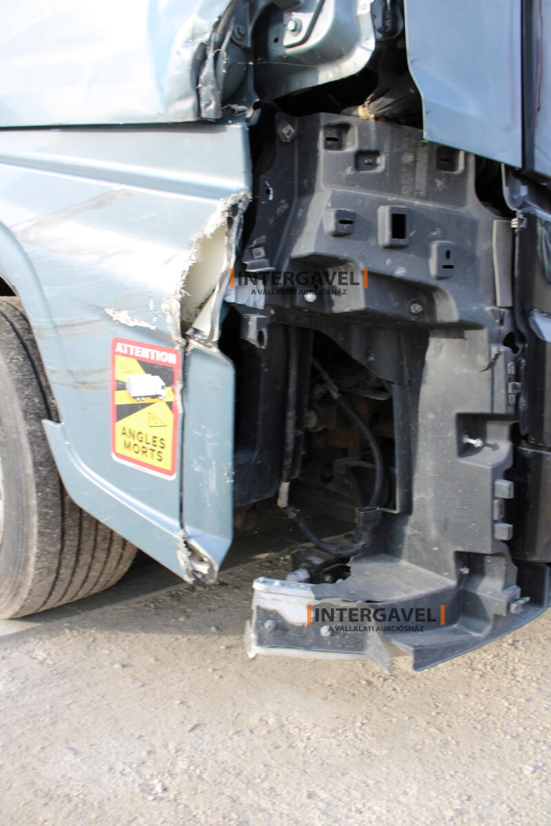 Ford F-Max nyergesvontató 5