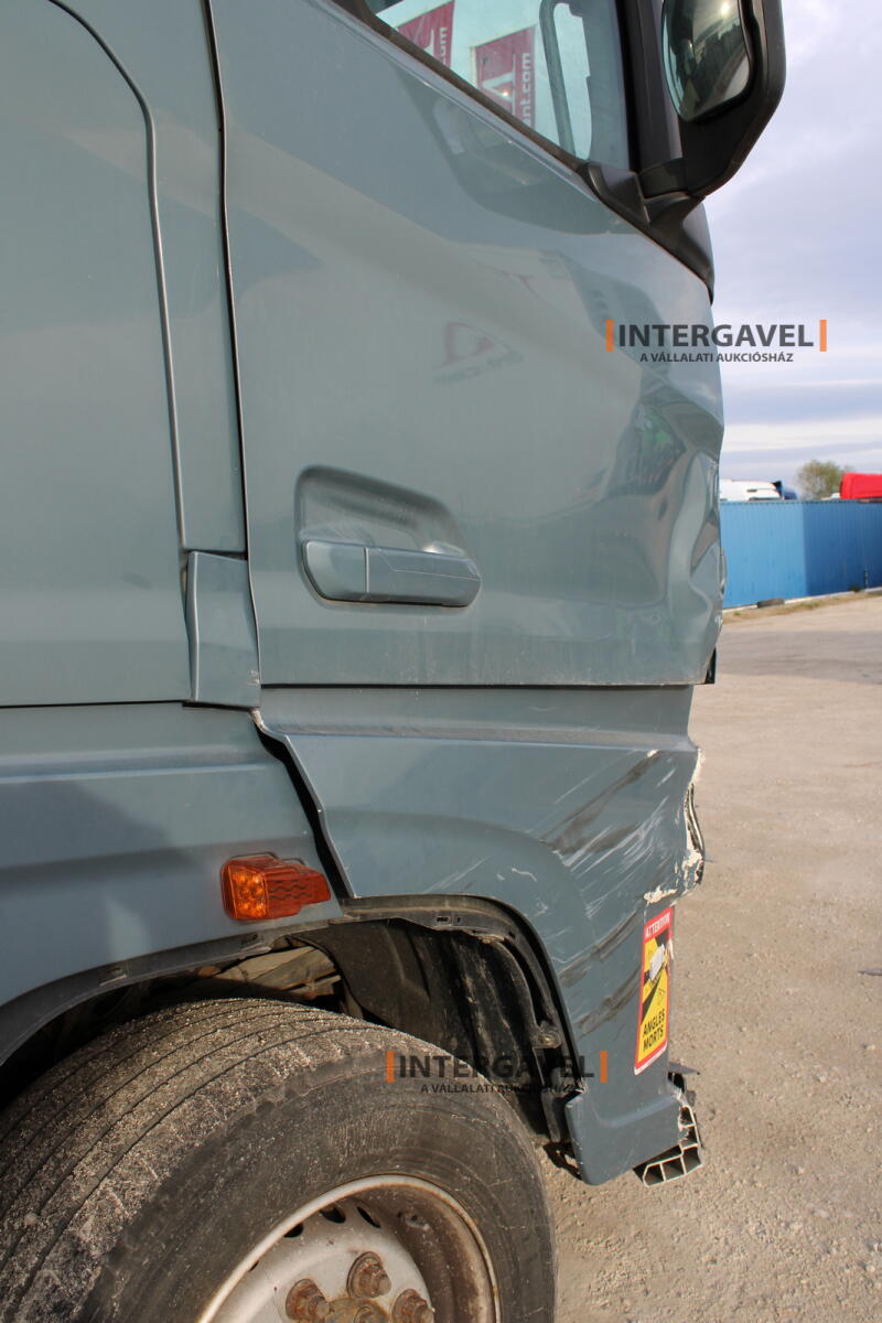 Ford F-Max nyergesvontató 8