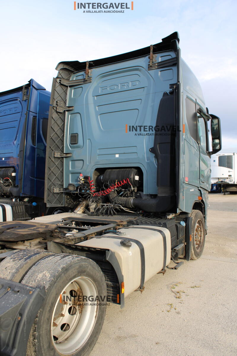 Ford F-Max nyergesvontató 9