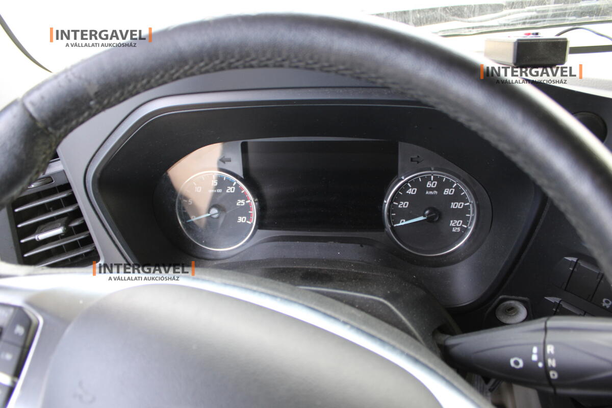 Ford F-Max nyergesvontató 23