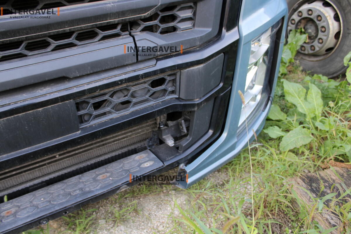 Ford F-Max nyergesvontató 10