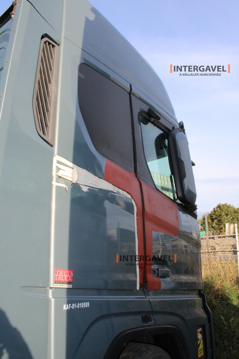 Ford F-Max nyergesvontató 13