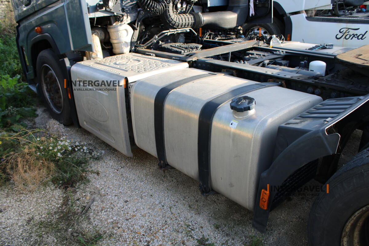 Ford F-Max nyergesvontató 15