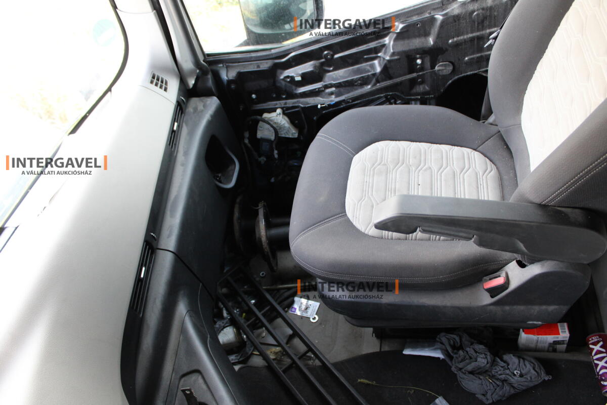 Ford F-Max nyergesvontató 28