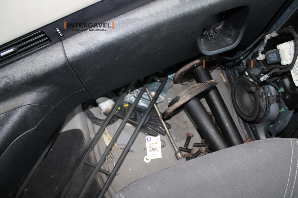 Ford F-Max nyergesvontató 35