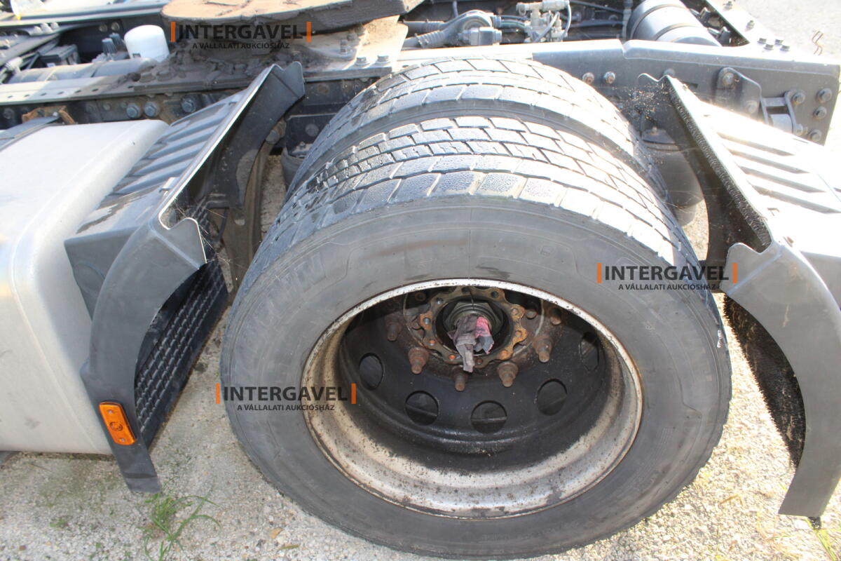 Ford F-Max nyergesvontató 43