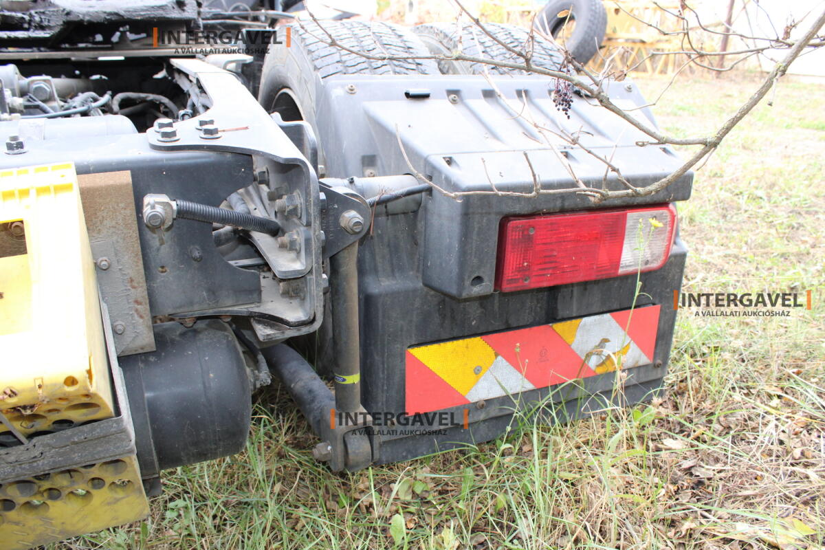 Ford F-Max nyergesvontató 12