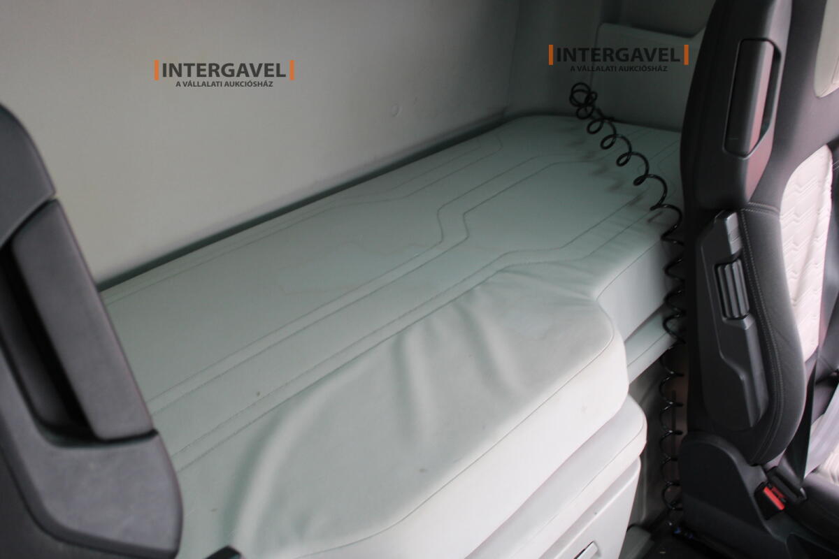 Ford F-Max nyergesvontató 19