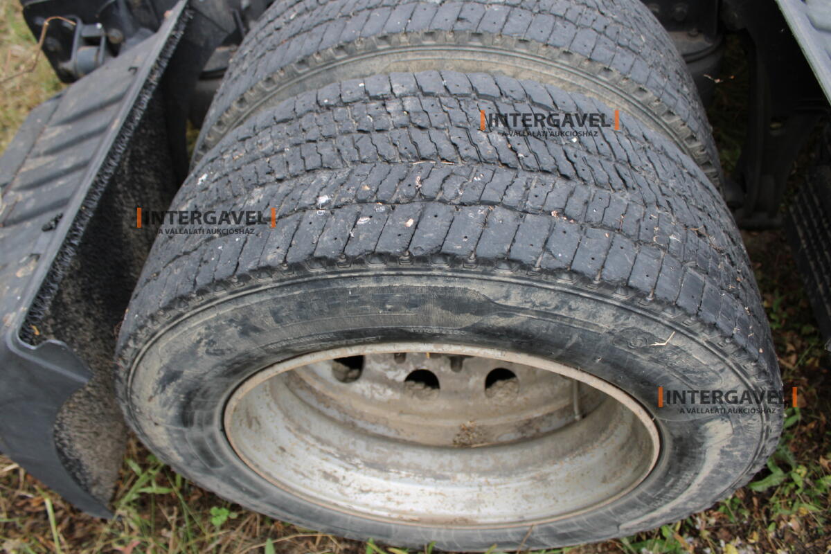 Ford F-Max nyergesvontató 36