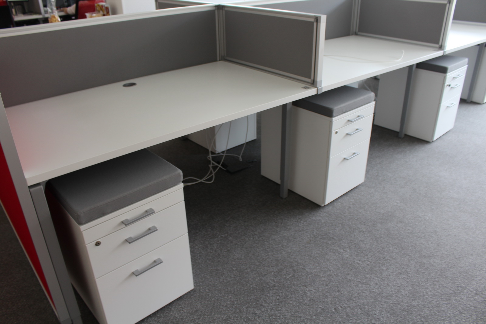 8 fős bench asztal 9