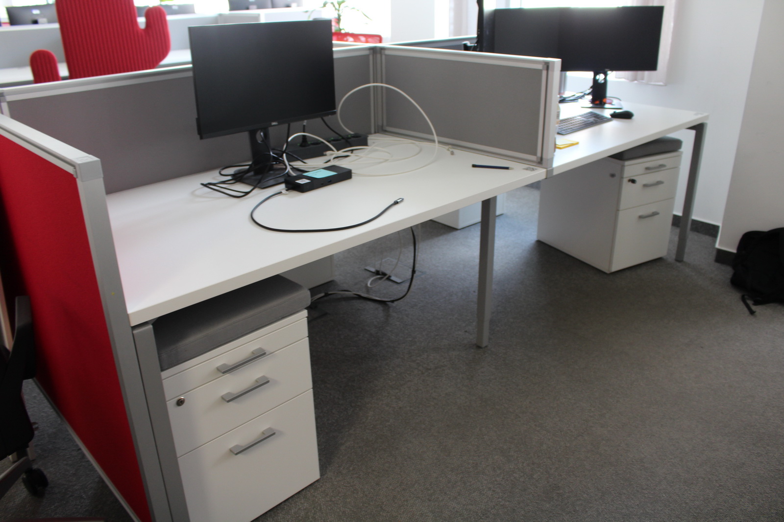 4 fős bench asztal 1