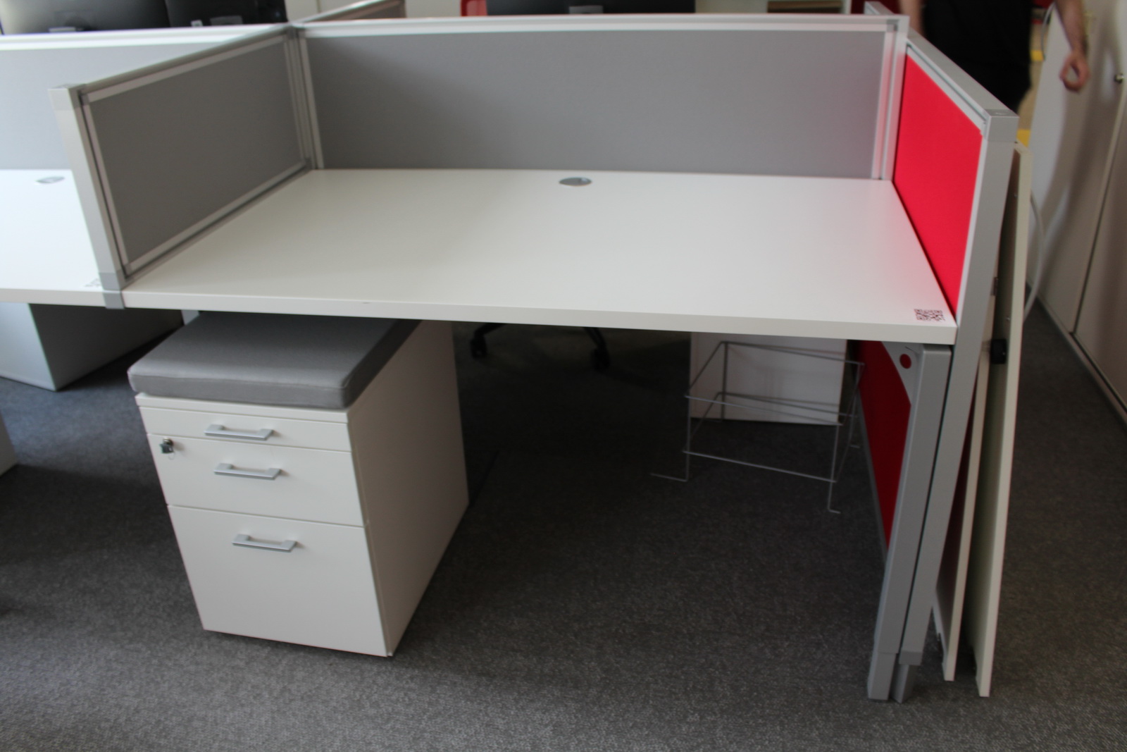 4 fős bench asztal 3