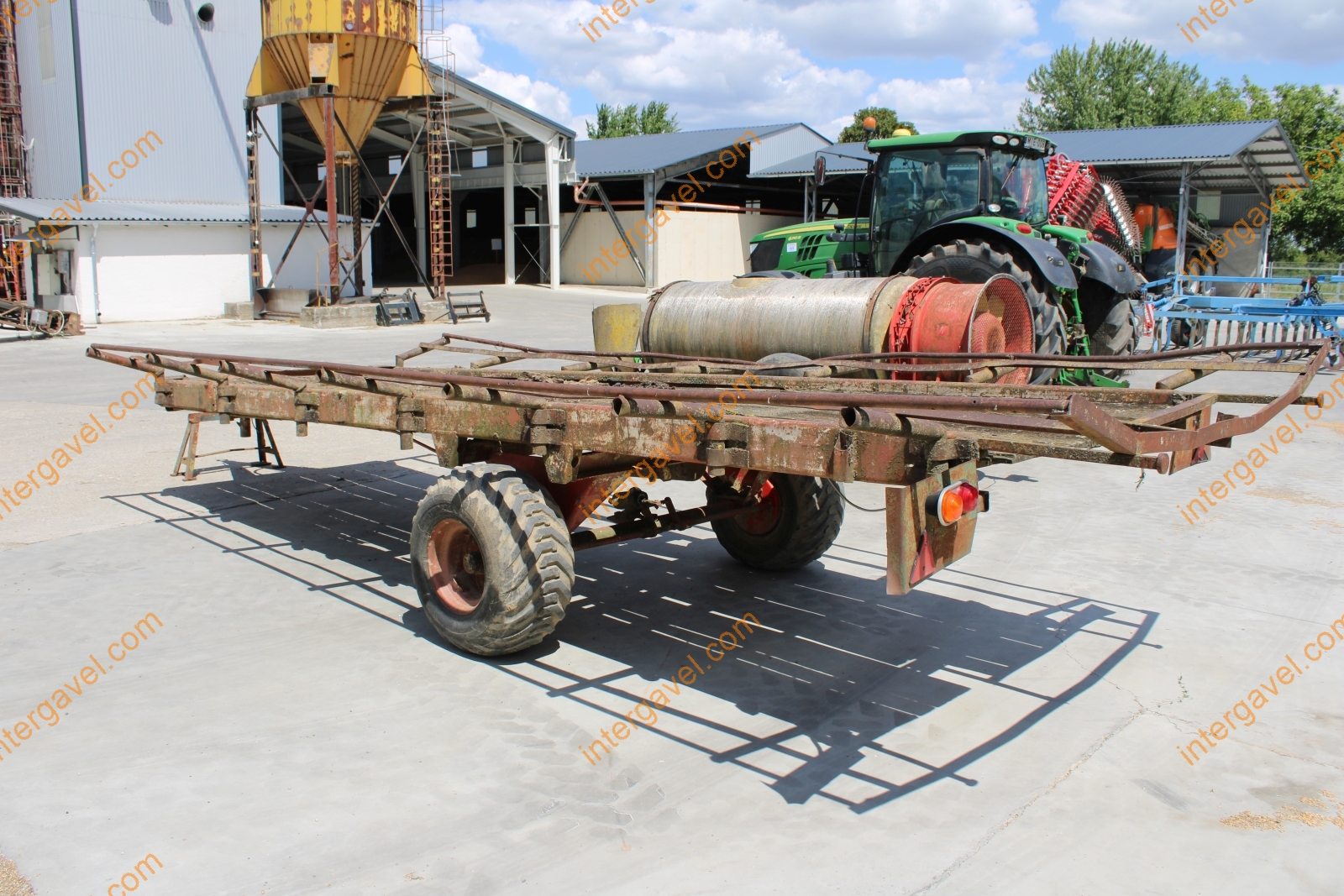 Bálaszállító pótkocsi 2