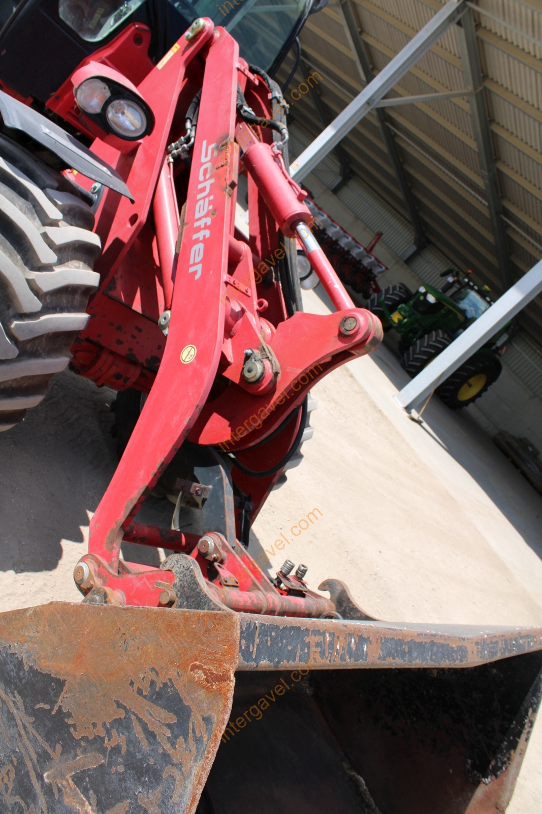 Kerekes rakodógép - Schäffer 8