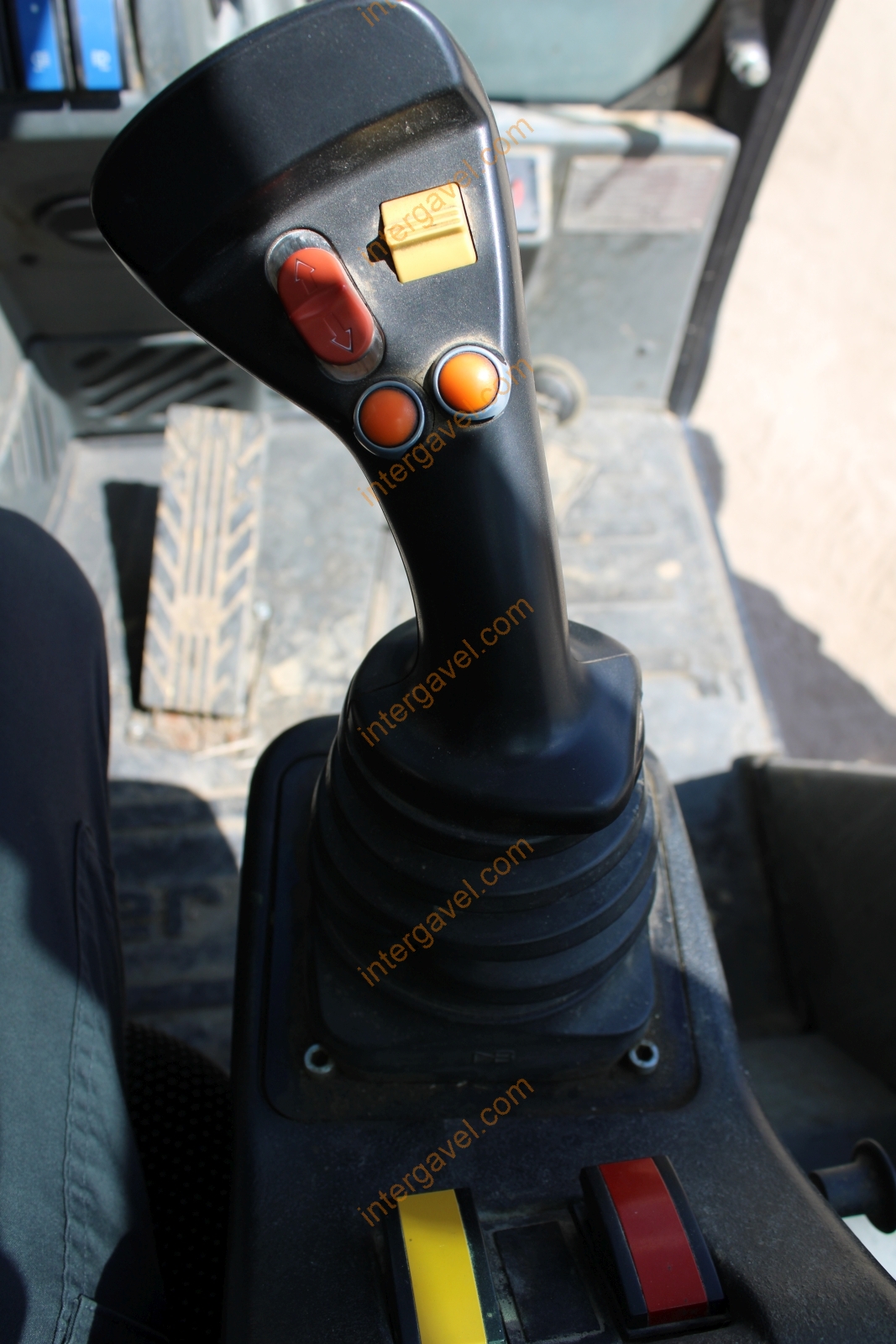 Kerekes rakodógép - Schäffer 38