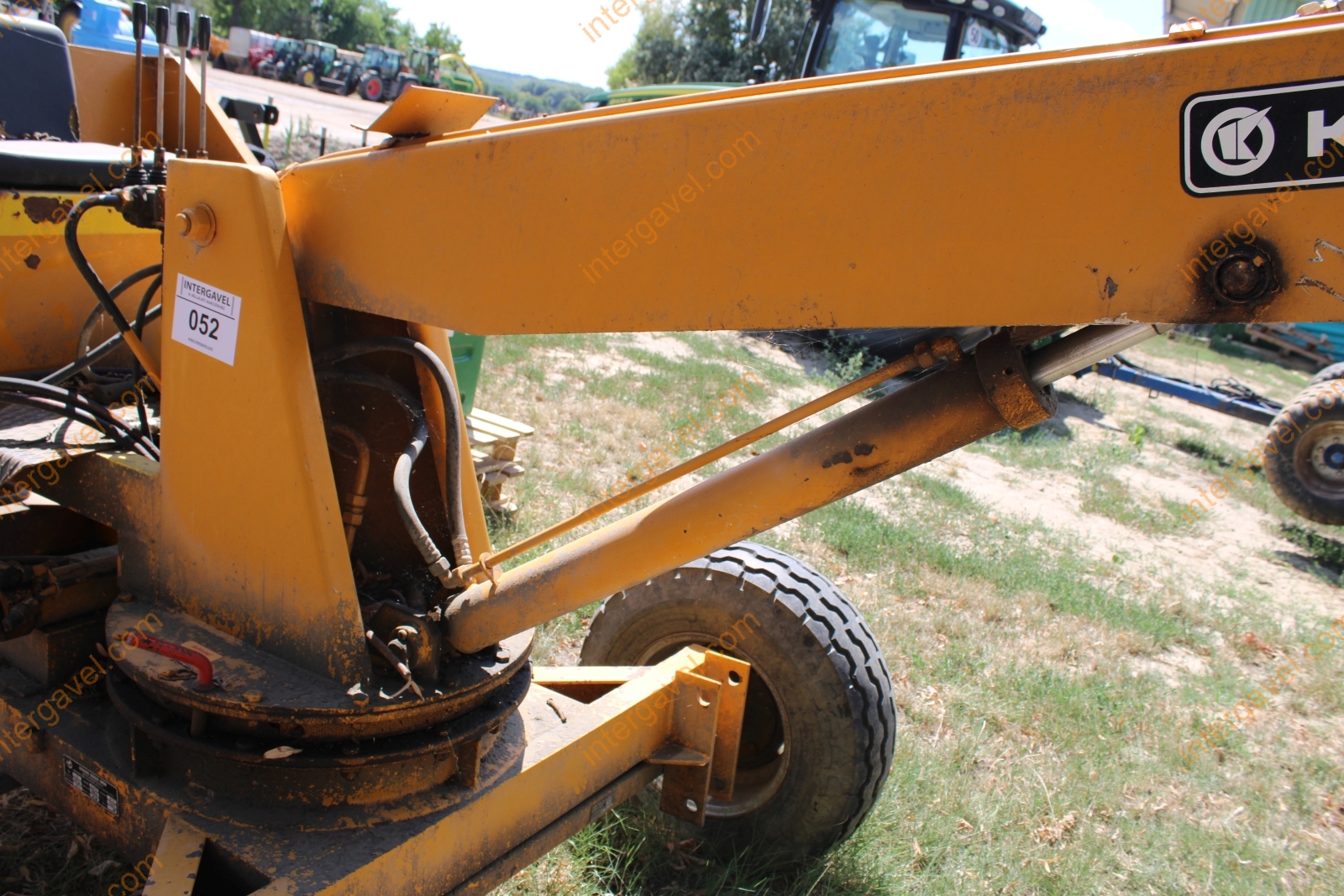 Vontatott rakodó 15