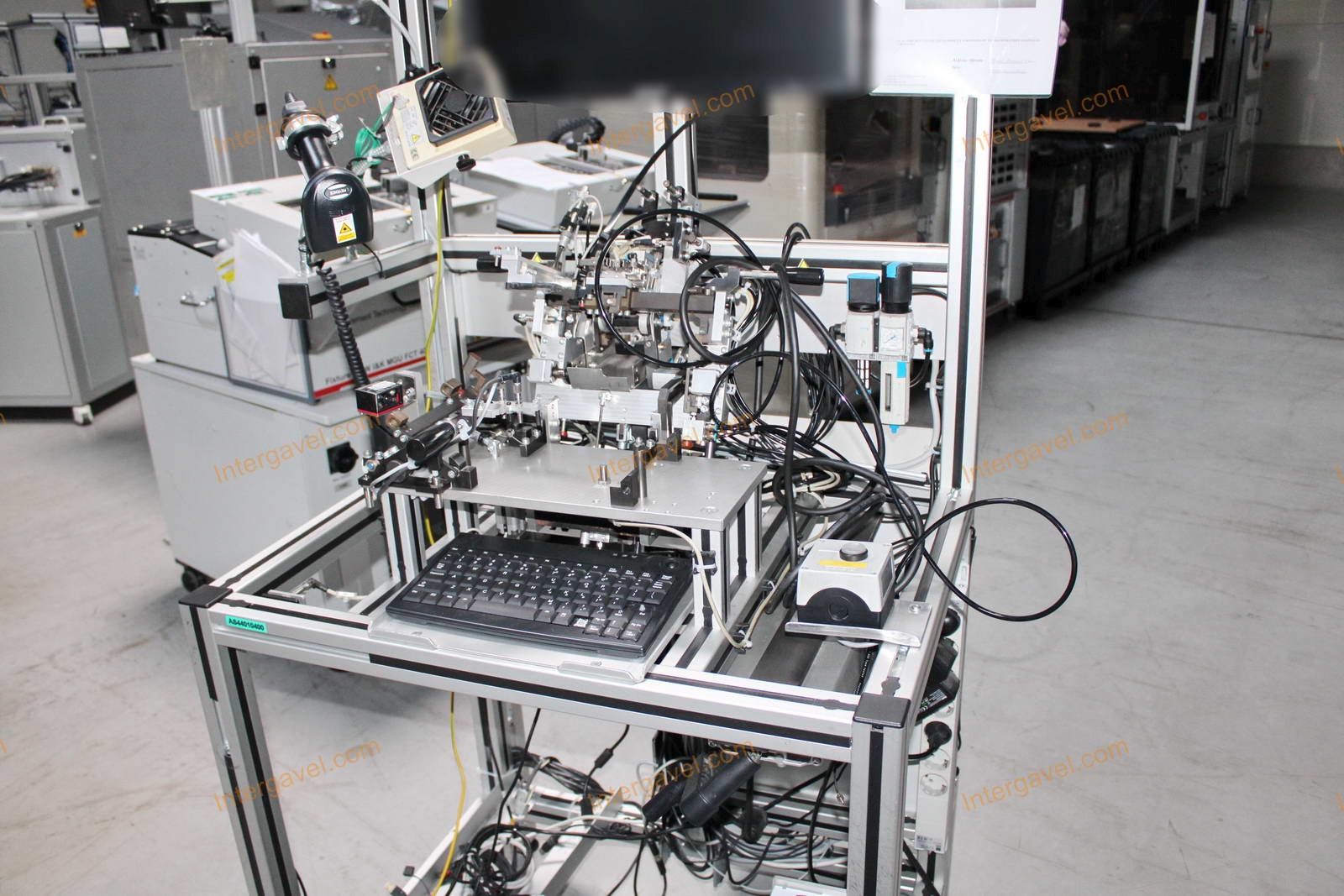 Bontott szerelő munkahely 5