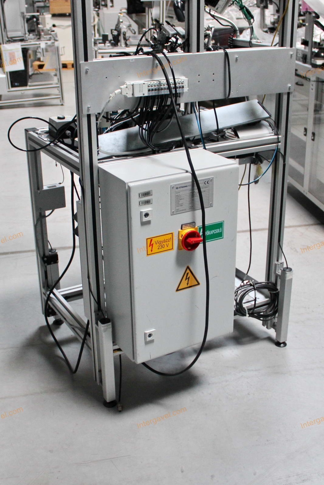 Bontott szerelő munkahely 17