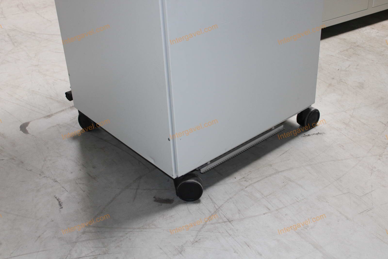 Bontott teszt szekrény 8