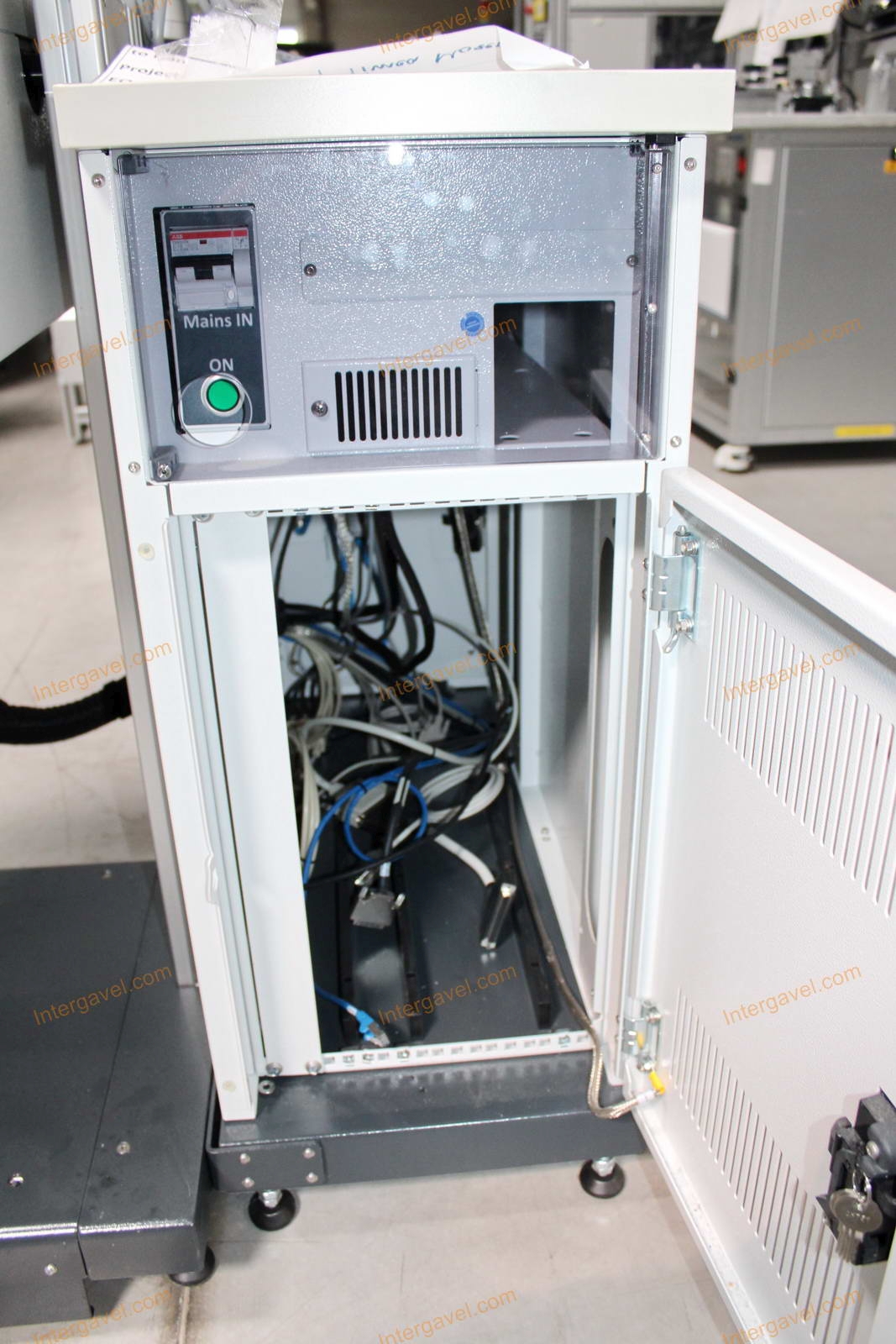 Bontott szerelő munkahely 5