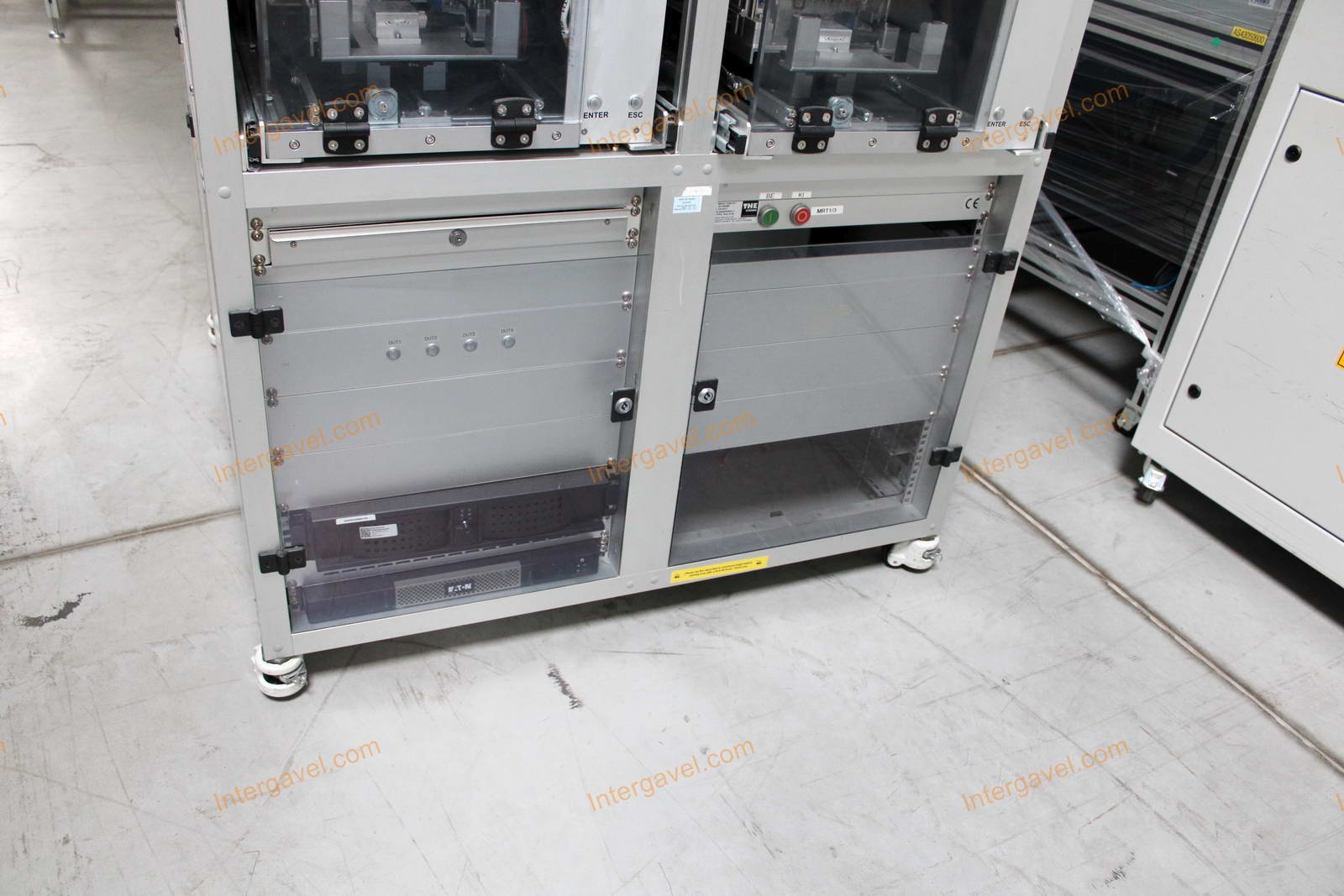 Bontott teszt szekrény 2