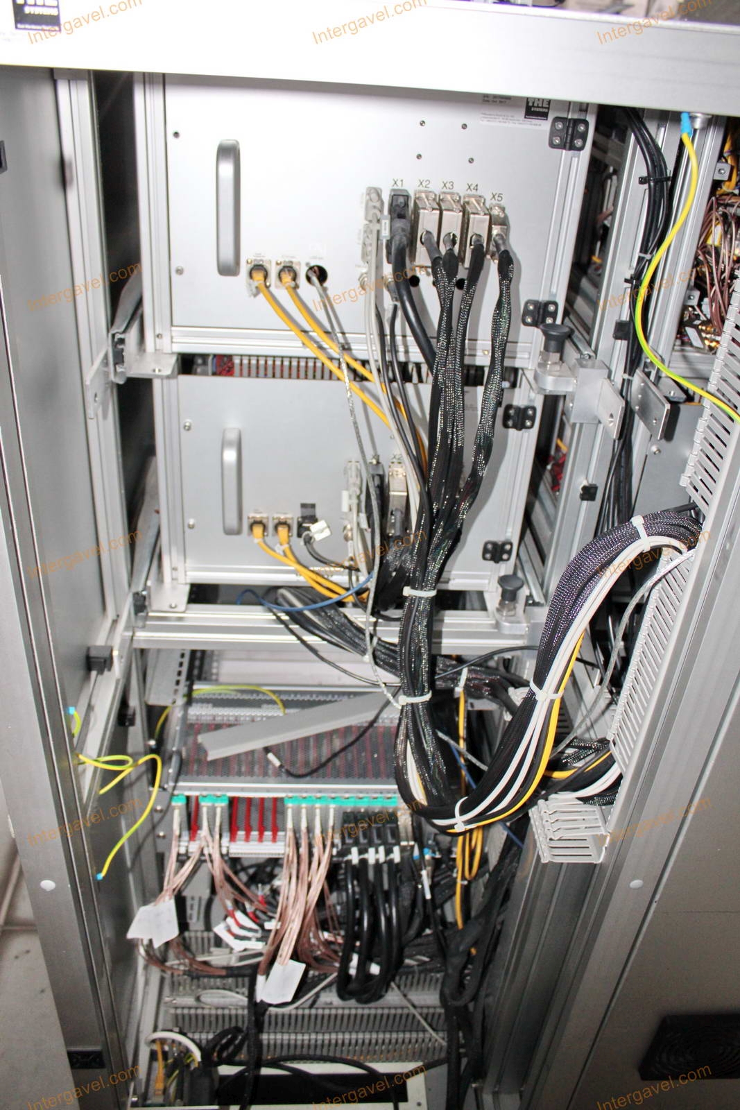 Bontott teszt szekrény 11