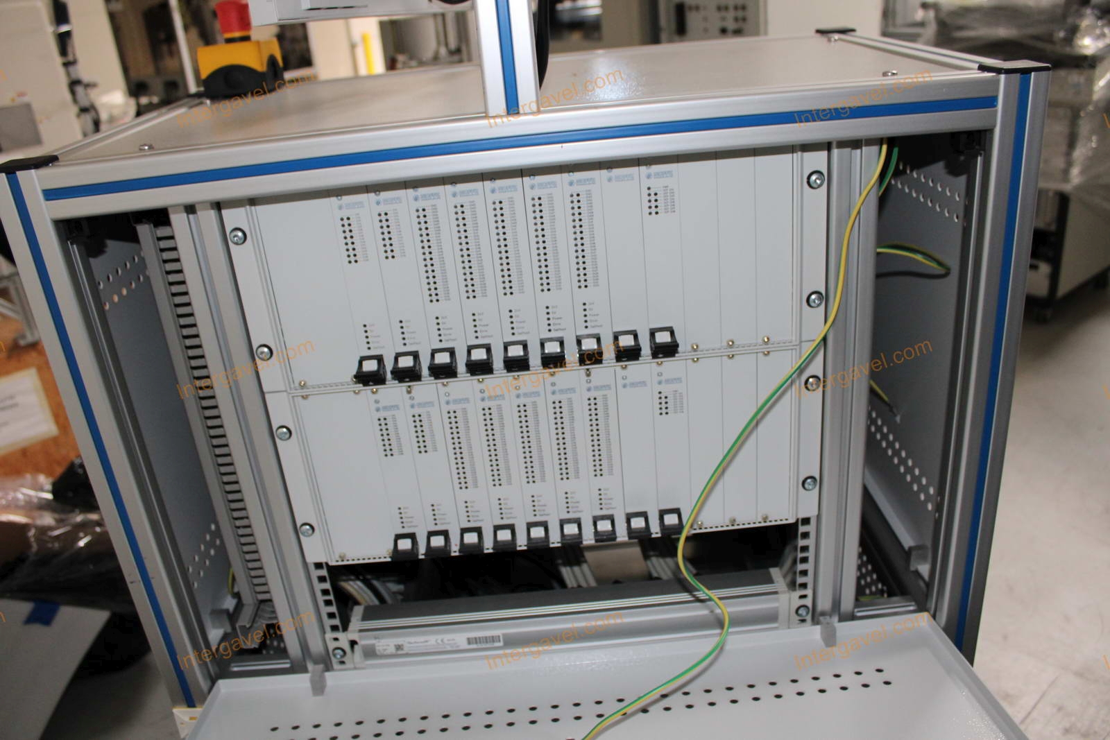 Bontott teszt szekrény 15