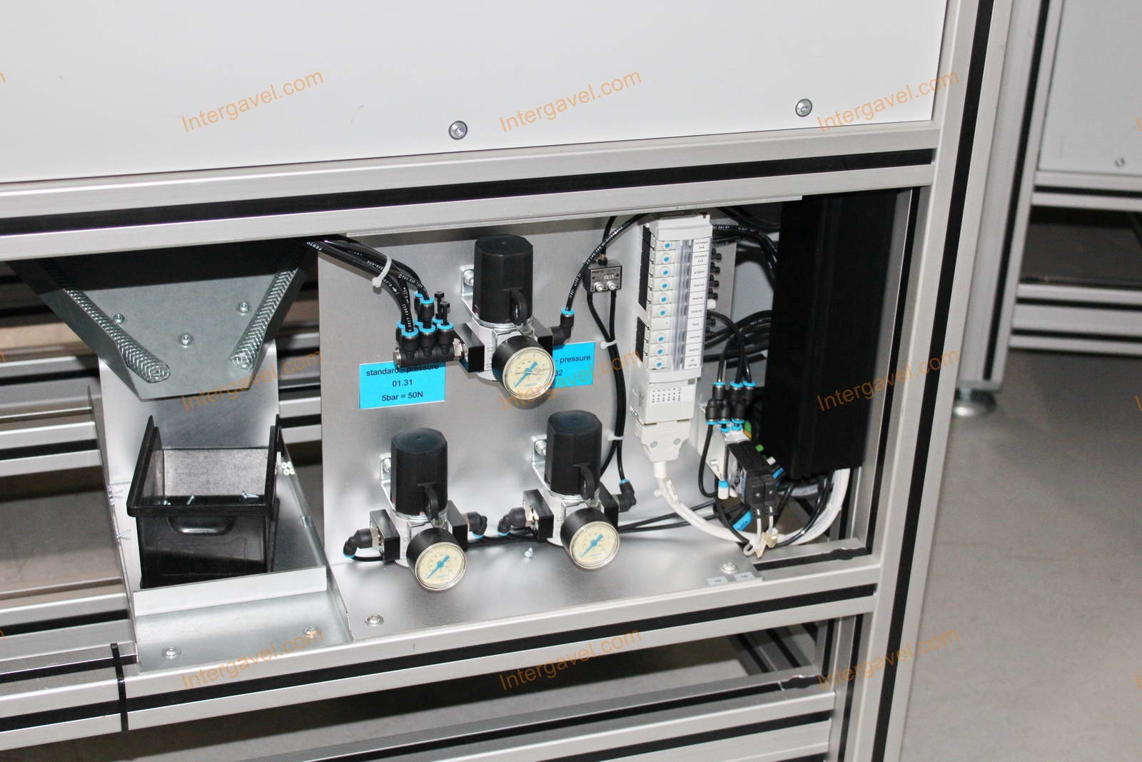 Bontott szerelő célgép 25