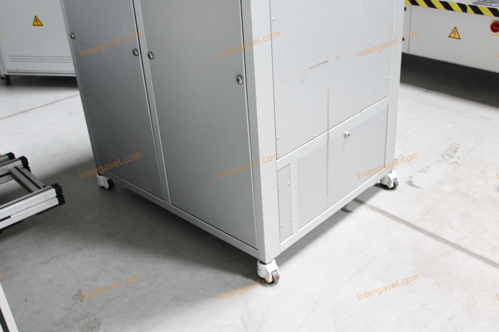 Bontott teszt szekrény 10