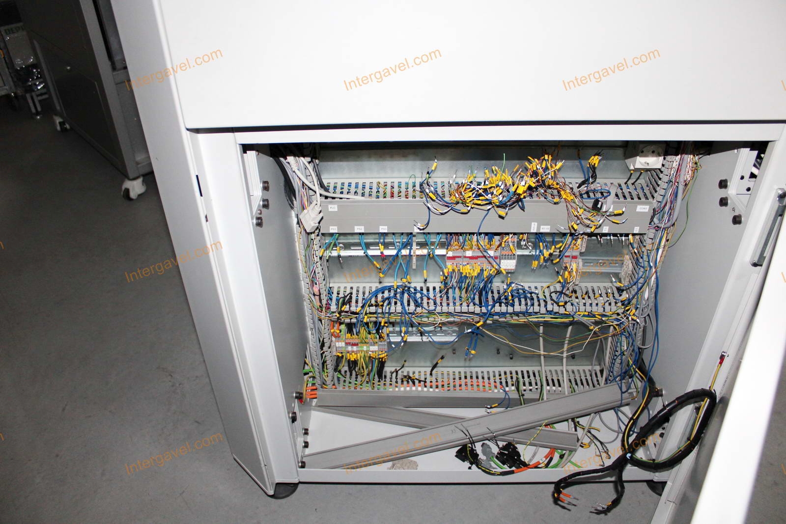 Bontott szerelő célgép 11